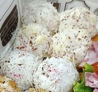 Крабовые снежки со смесью перцев&nbsp;